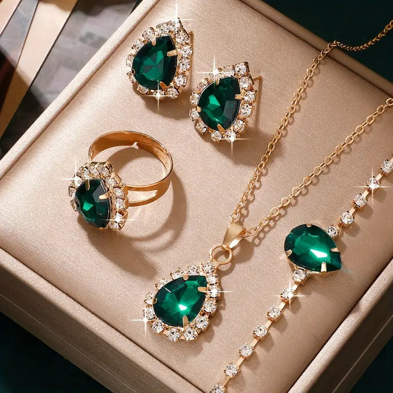Elisandre Vermont Emerald Set