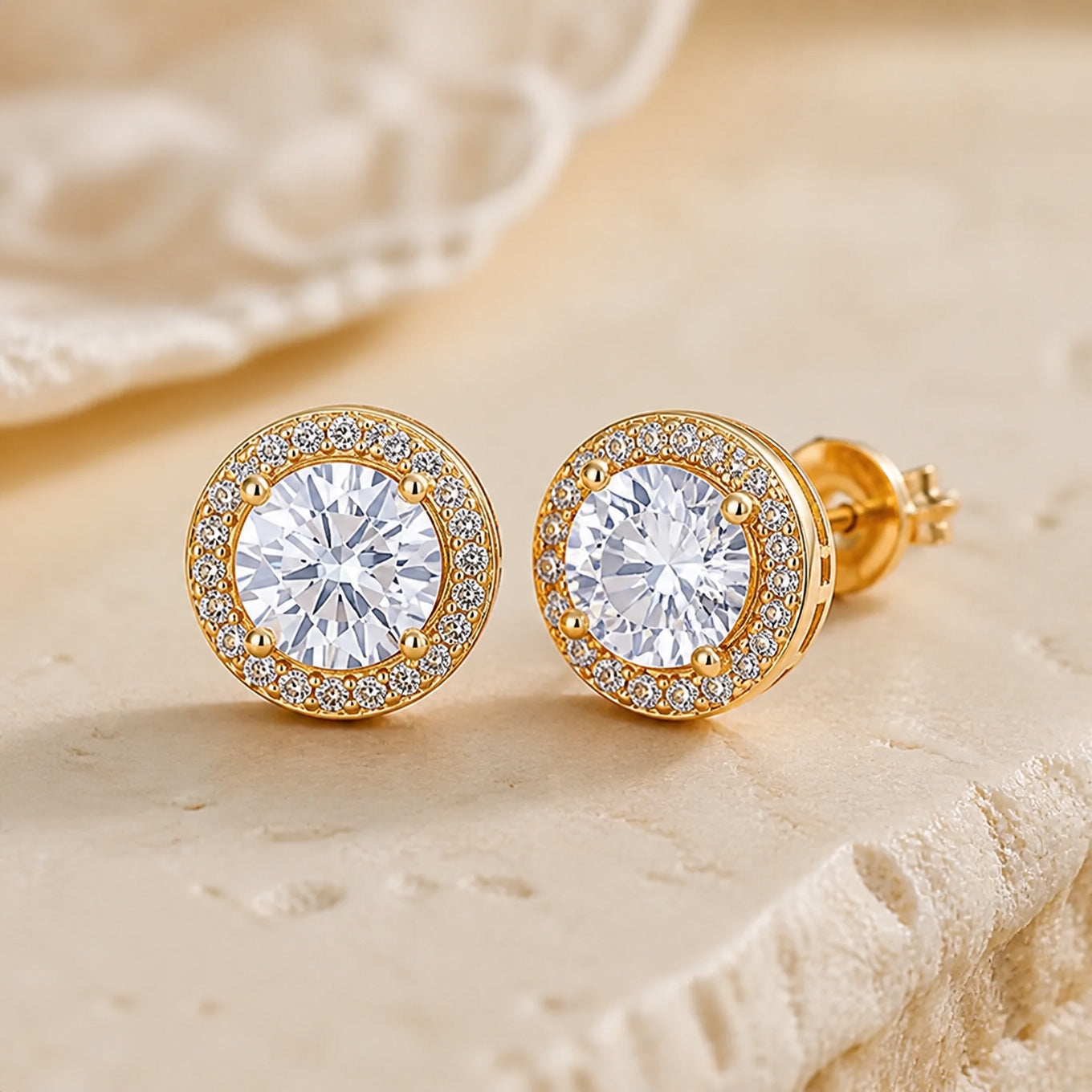 Minimalist Zirconia Round Earrings