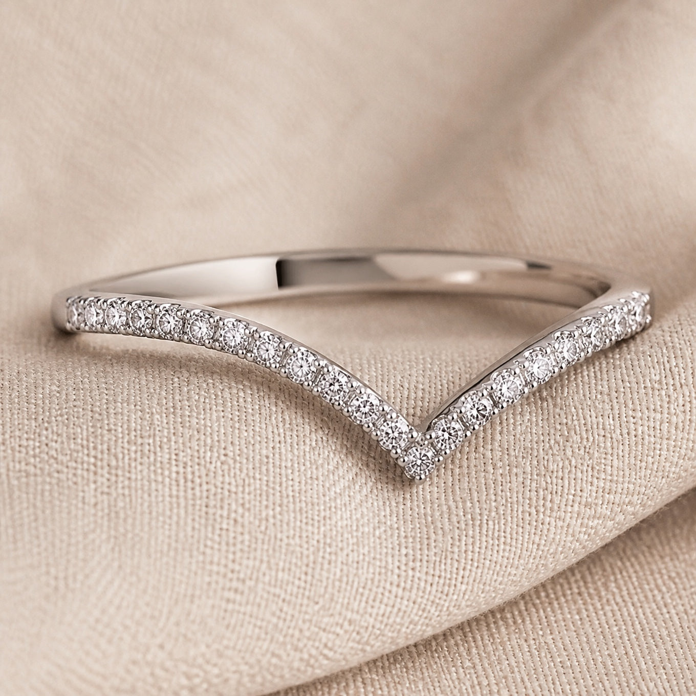 Lavish V Shape Zirconia Ring