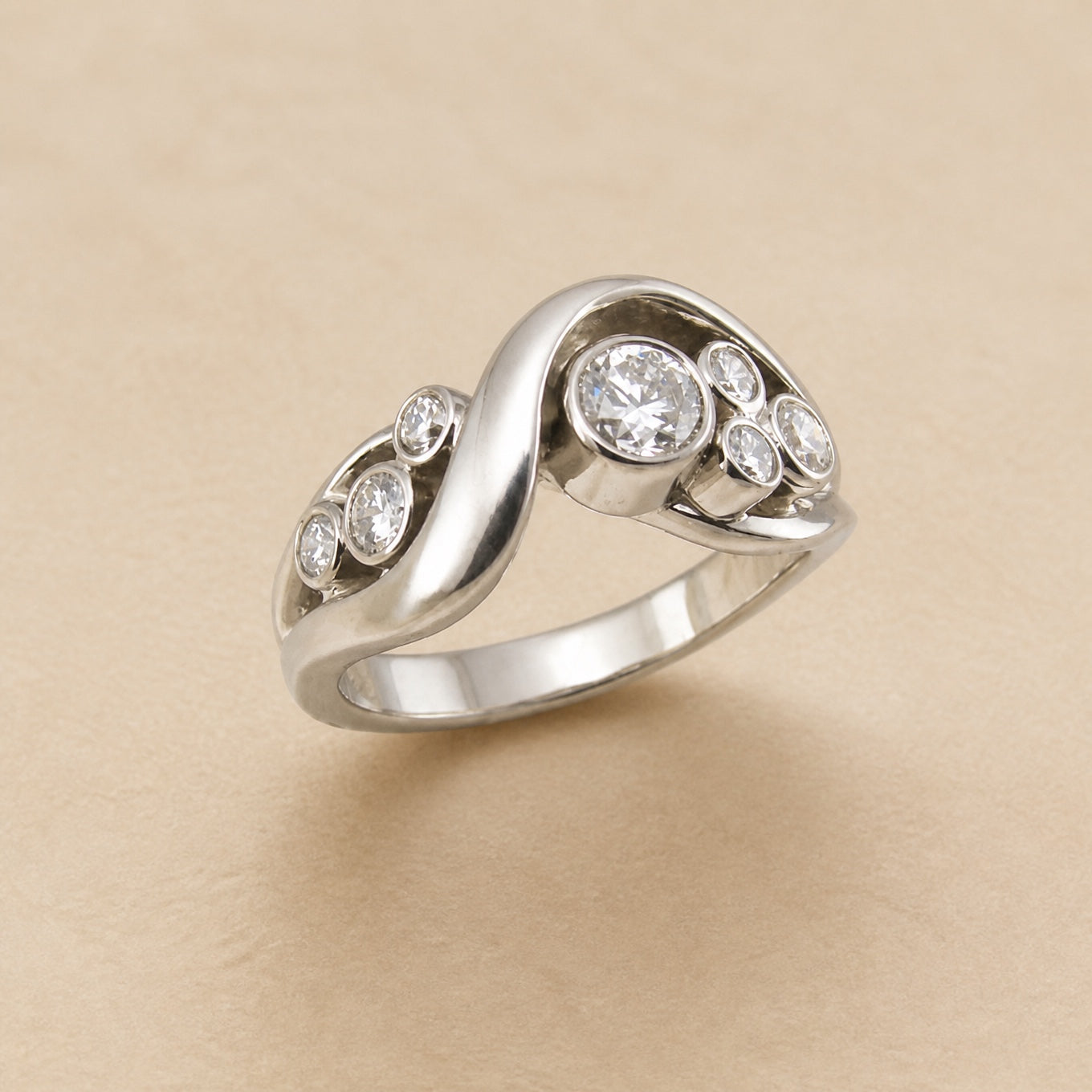 Retro Interwined Crystal Ring