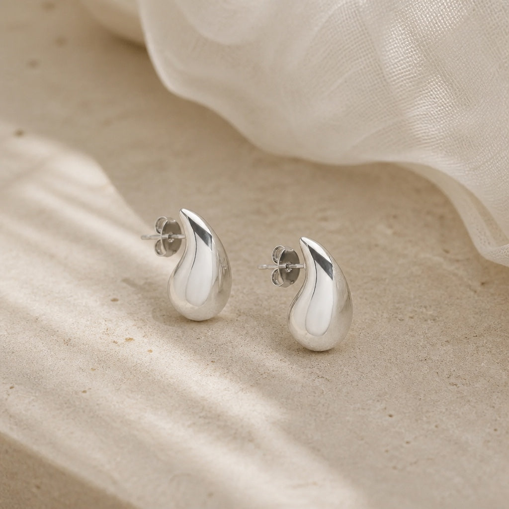Mato Drop Gold Earrings