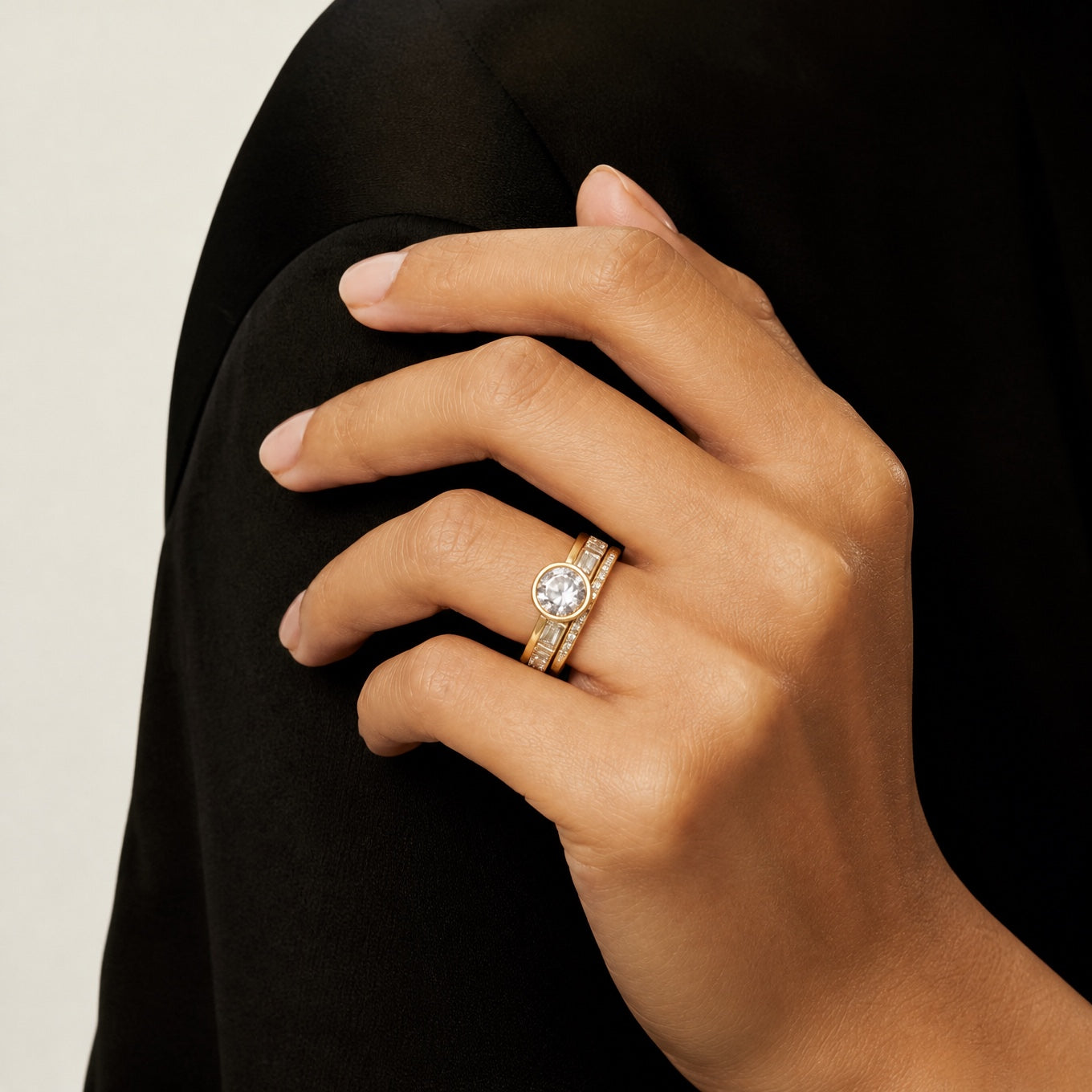Iconic Inlaid Crystal Gold Ring