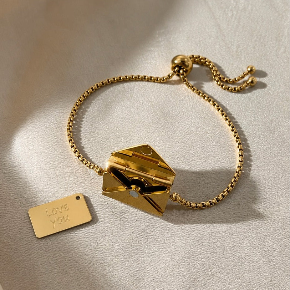 Valora Secret Envelope Bracelet