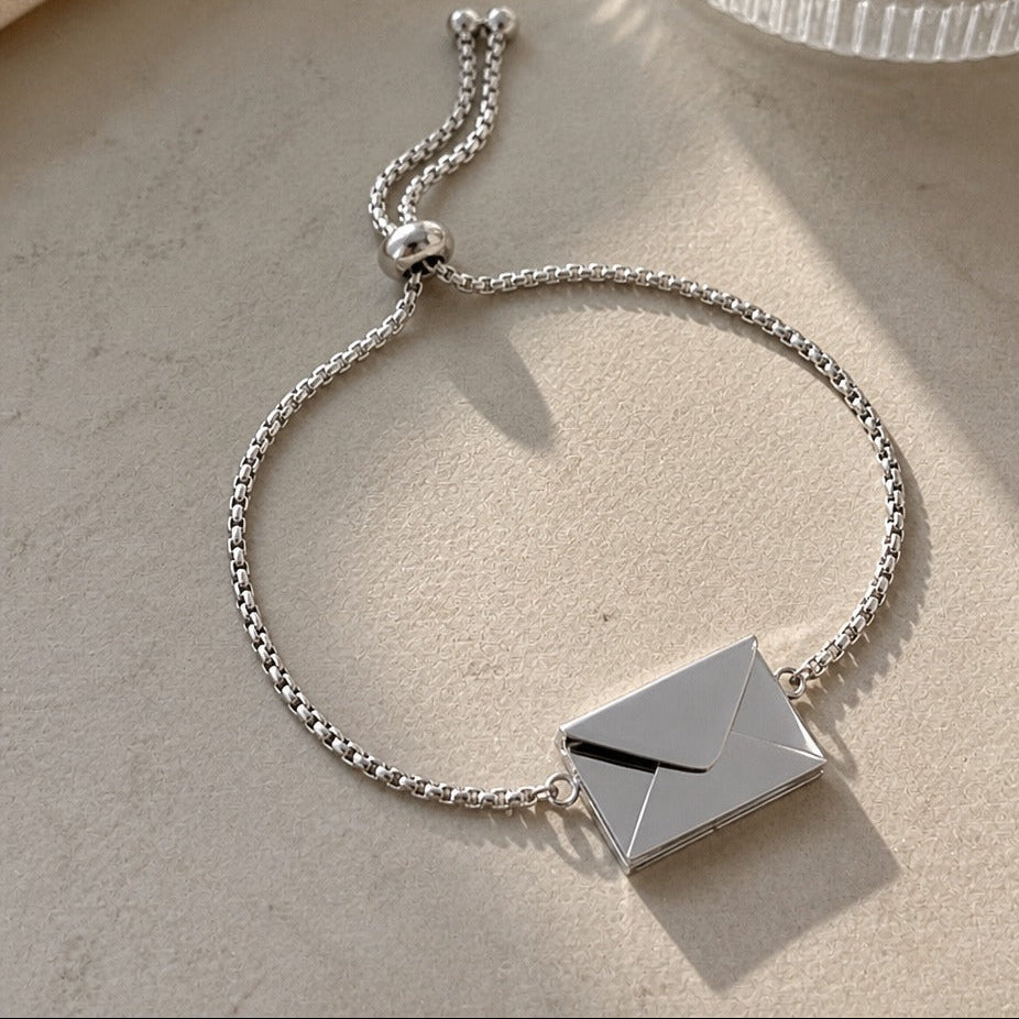Valora Secret Envelope Bracelet