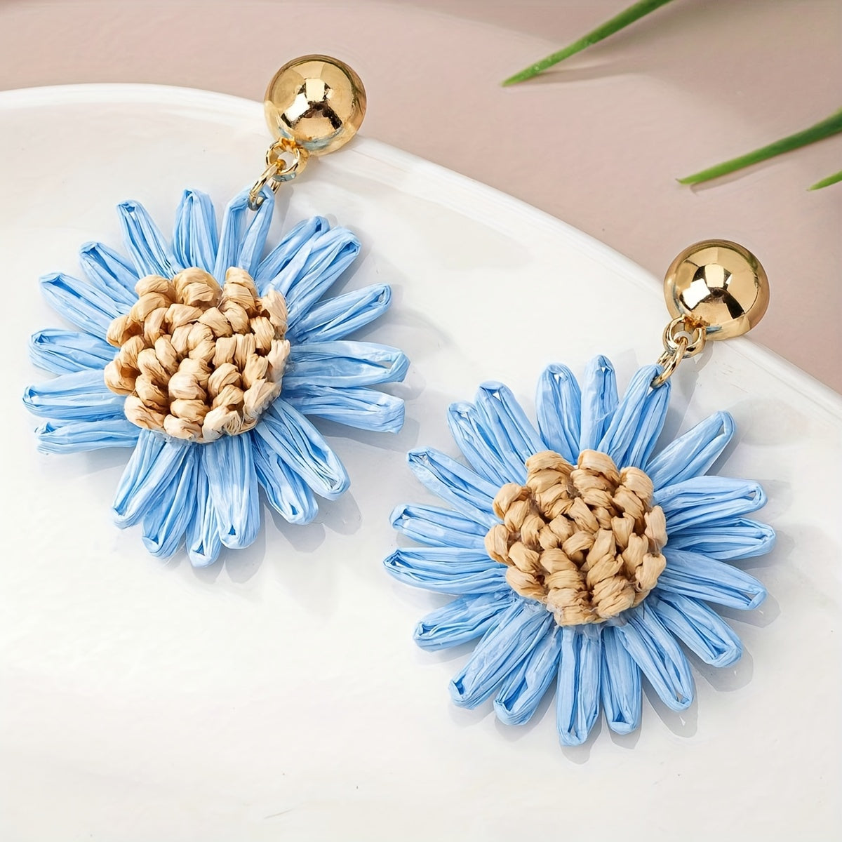 Pastoral Daisy Dangle Earrings