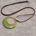 Retro Threaded Pendant Necklace