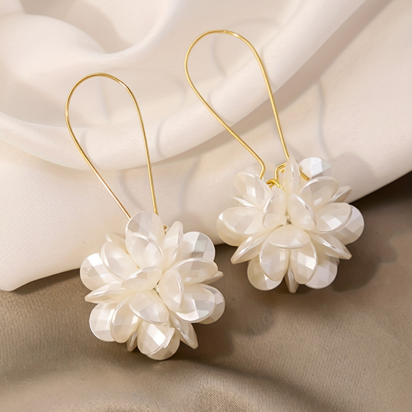Exquisite White Flower Earrings