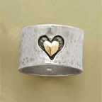 Retro Dual-Tone Heart Ring