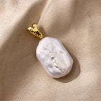 Timeless Pearl Gold Pendant