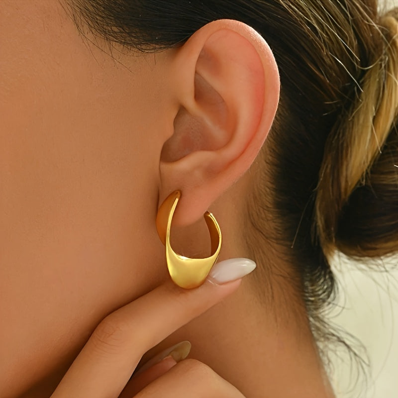 Sculpted Crescent Hoop Earrings