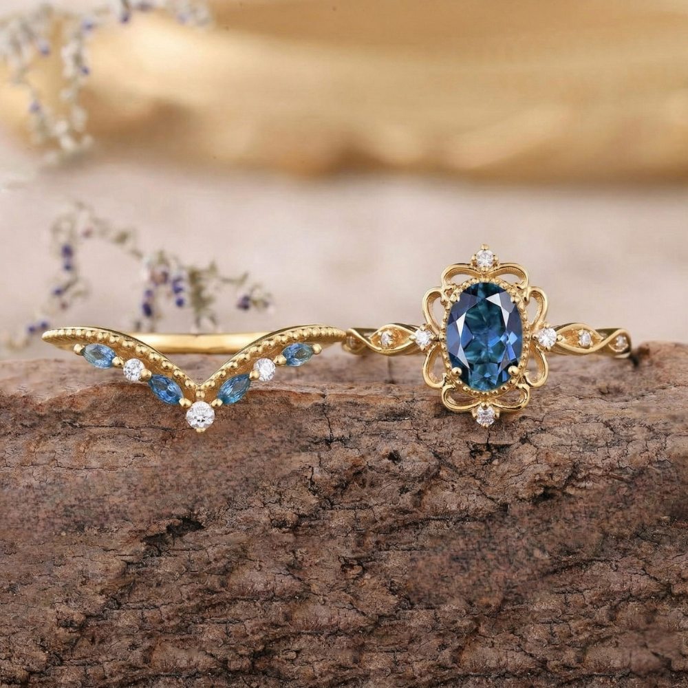 Azelia Sapphire Crown Gold Ring Set