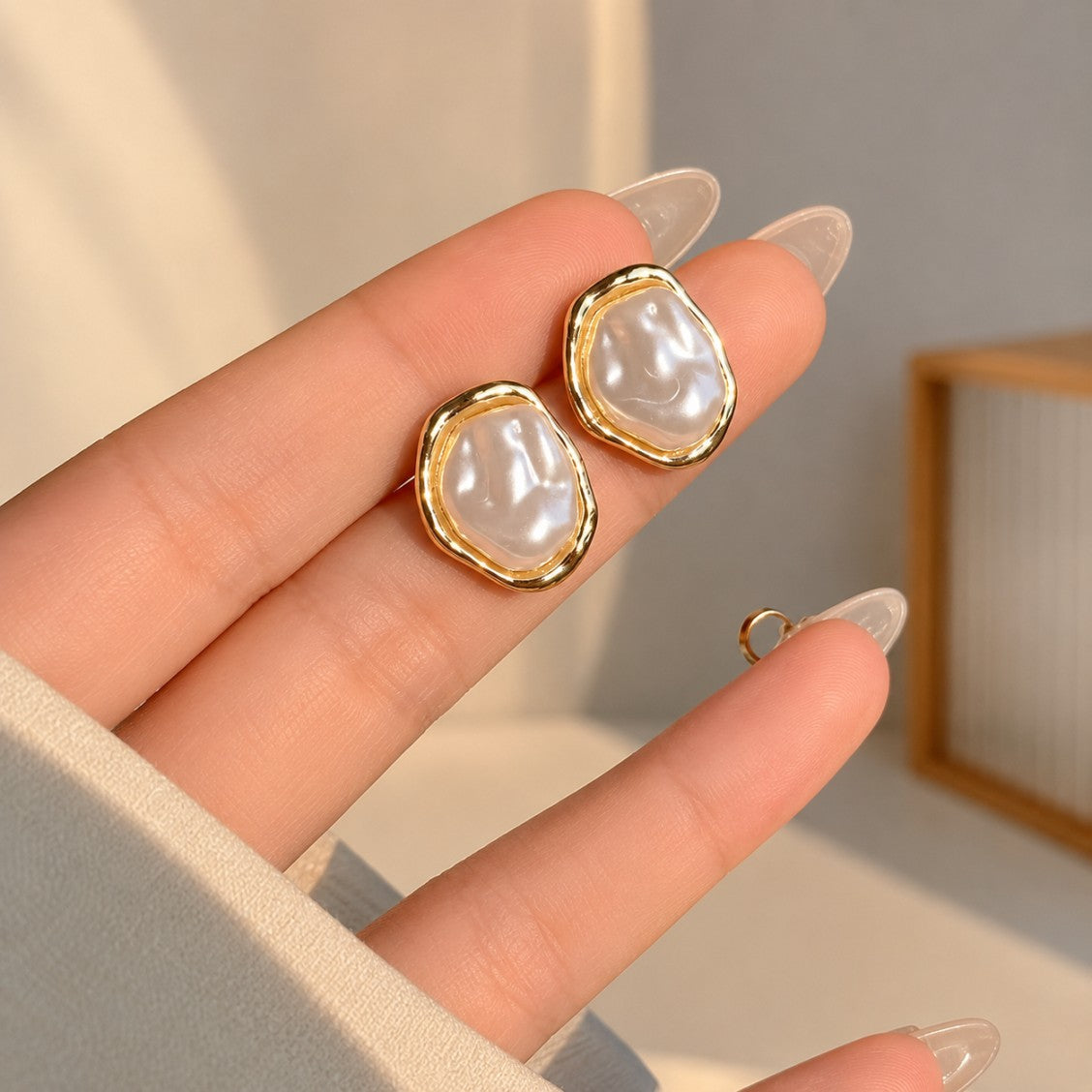 Carmen Elegant Pearl Earrings