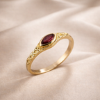 Retro Red Garnet Gold Ring