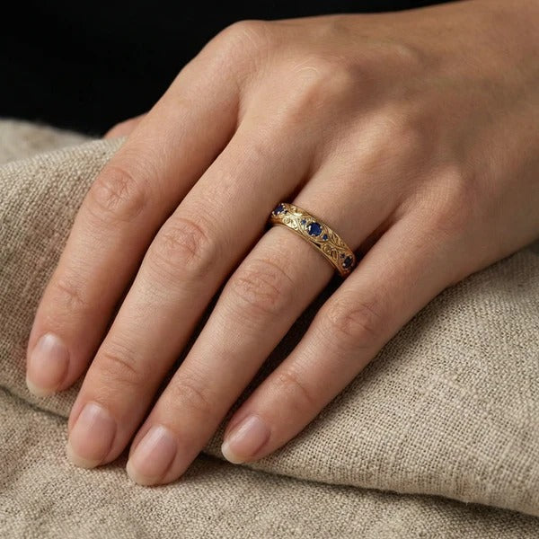 Exotic Fine Blue Zirconia Leaf Ring