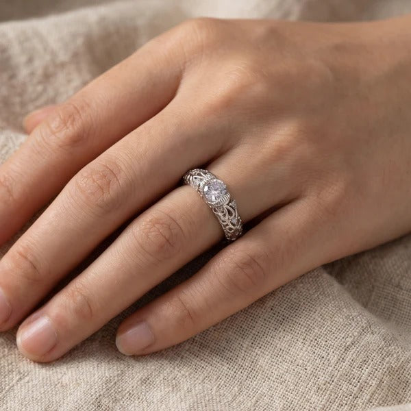 Luxe Zirconia Silver Ring