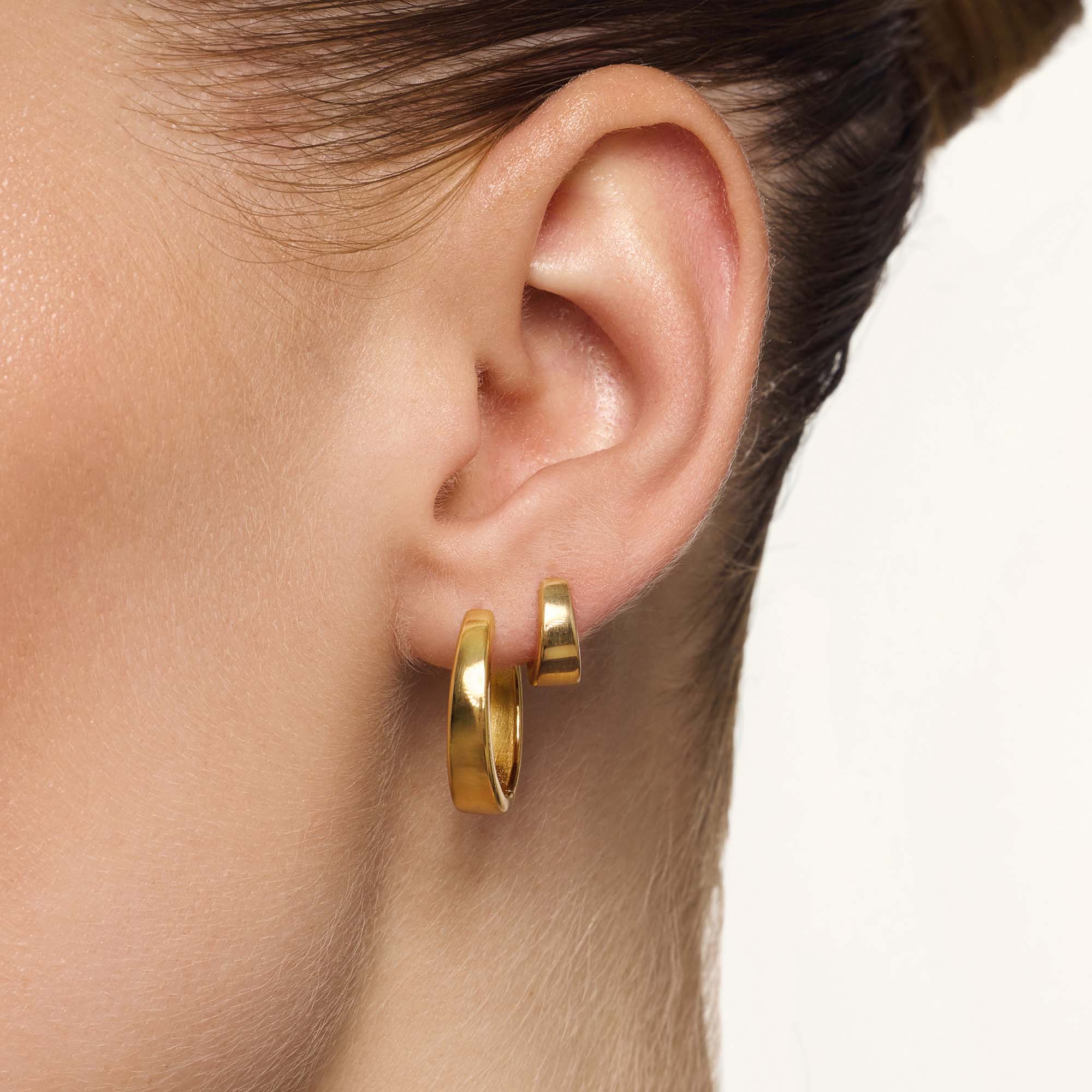 Gia Classic White Gold Hoops