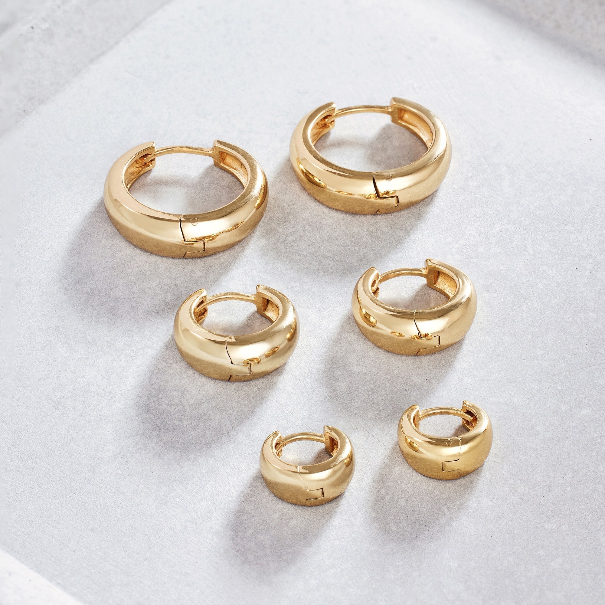 Rue Elegant Golden Hoops