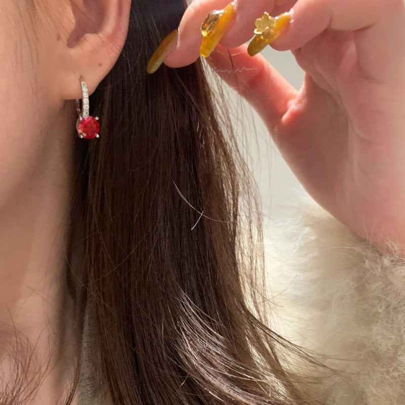 Celira Orvane White Gold Eearrings