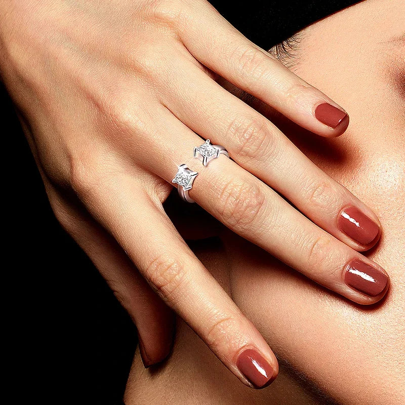 Graceful Dual Crystal Ring
