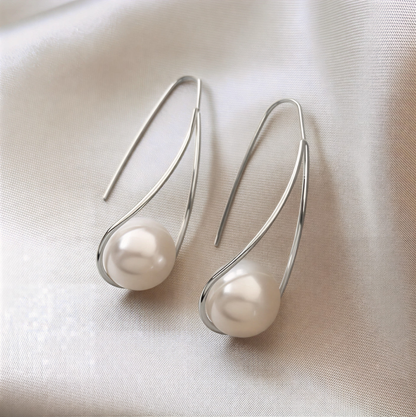 Radiant Pearl Mystic Earrings