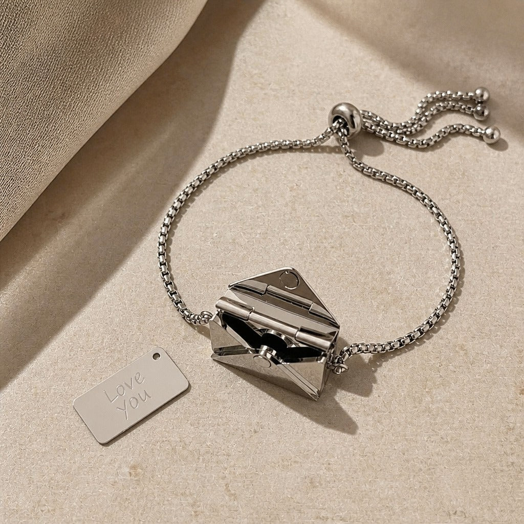 Valora Secret Envelope Bracelet