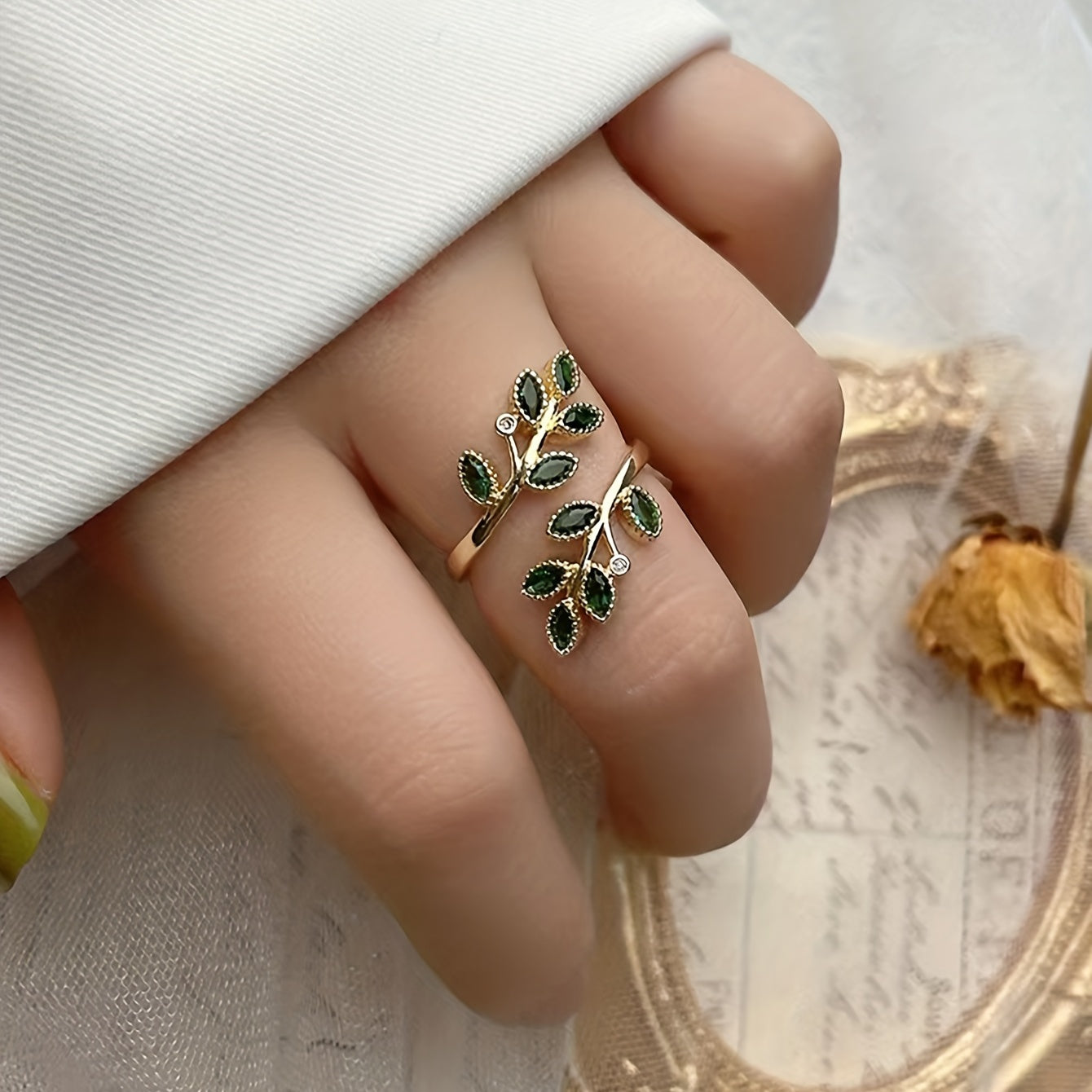 Leaf Creative Gold Ring