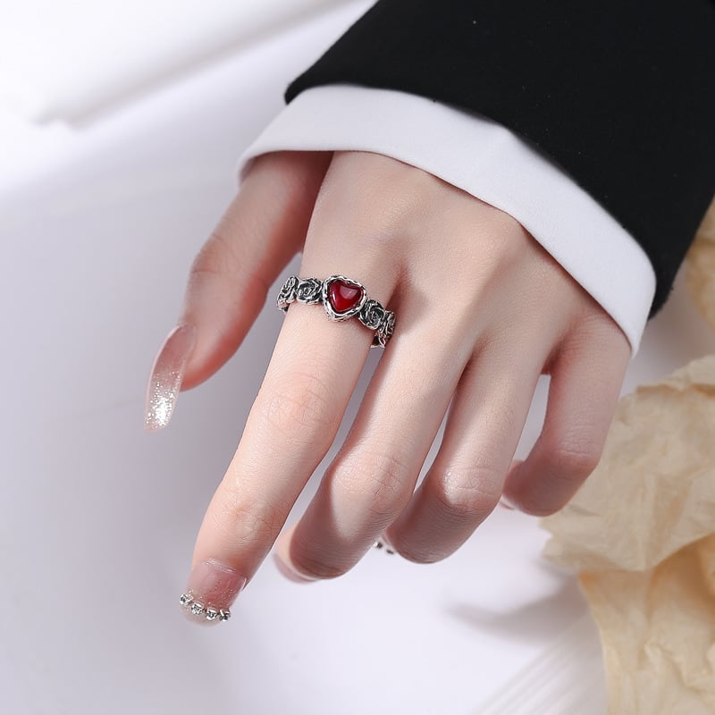 Rose Engraved Silver Heart Ring