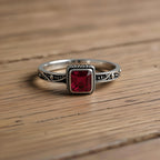 Retro Square Red Ring