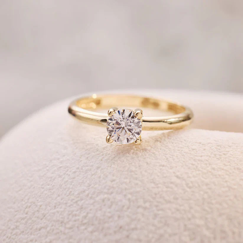 Mira Castelle Zirconia Ring