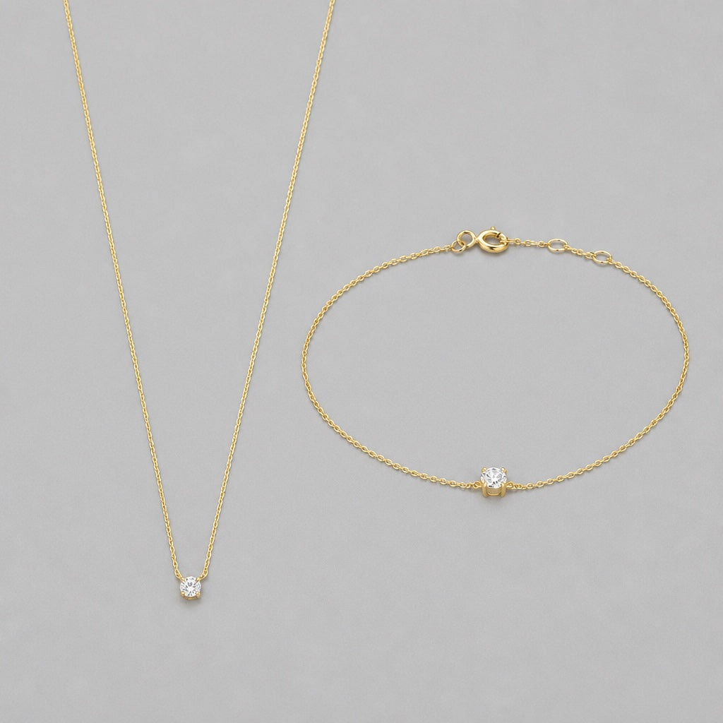 Clea Moissanite Stone Gold Set