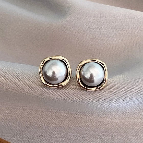 Luxe Vintage Pearl Earrings