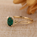 Green Twist Style Ring