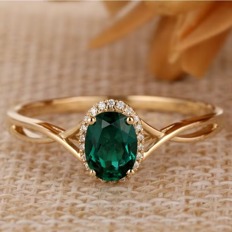 Green Twist Style Ring