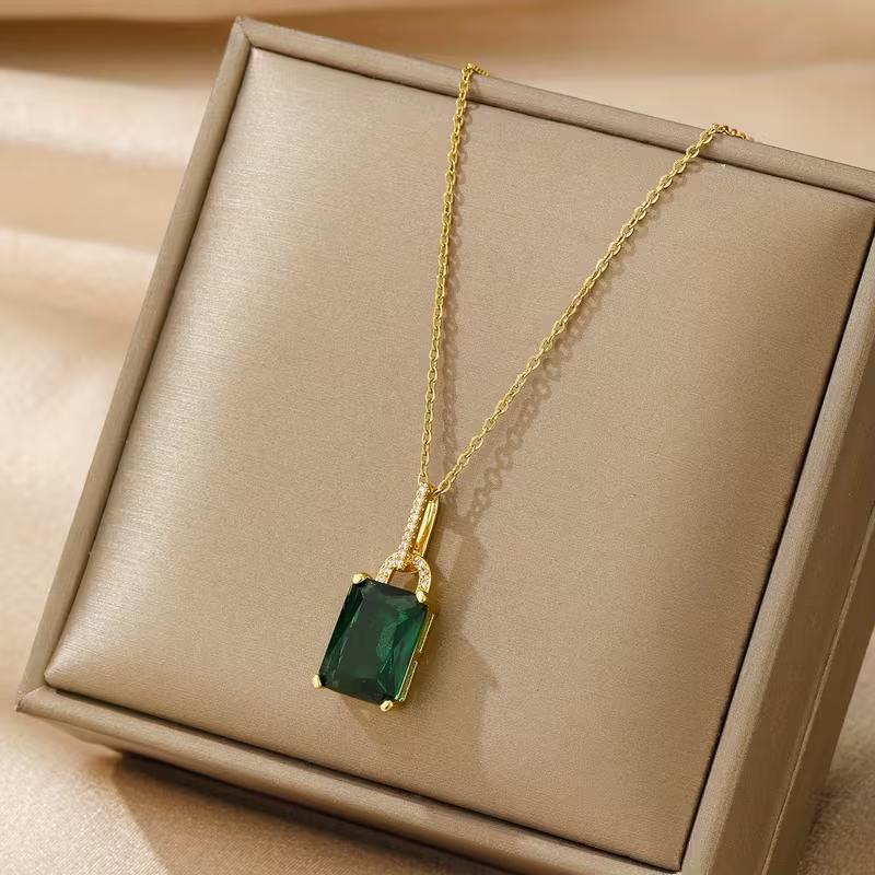 Crystal Emerald Luxe Necklace