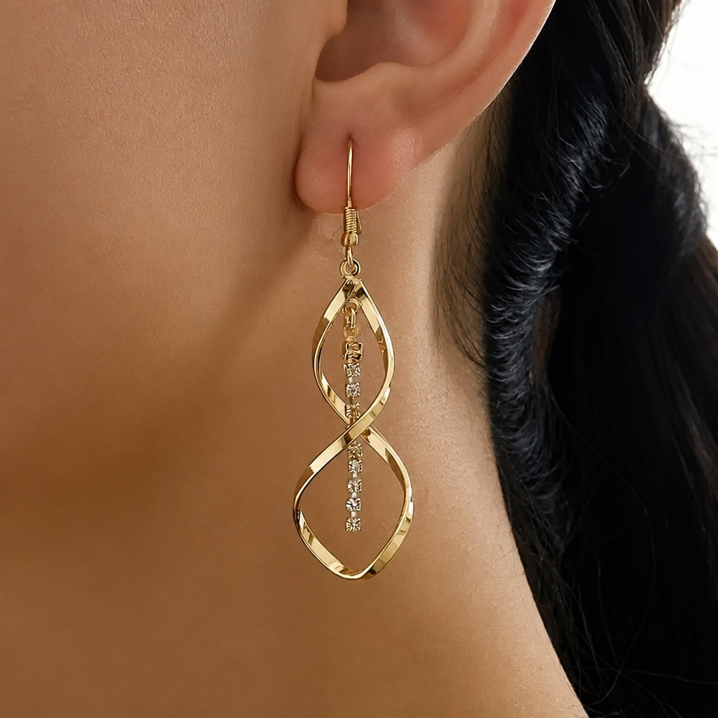 Sunbeam Spiral White Gold Earrings
