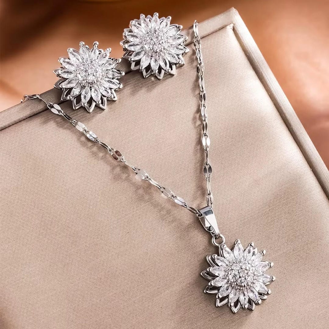 Sunflower Zircon Necklace and Earrings Set