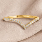 Lavish V Shape Zirconia Ring