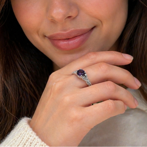 Amelys Fern White Gold Ring