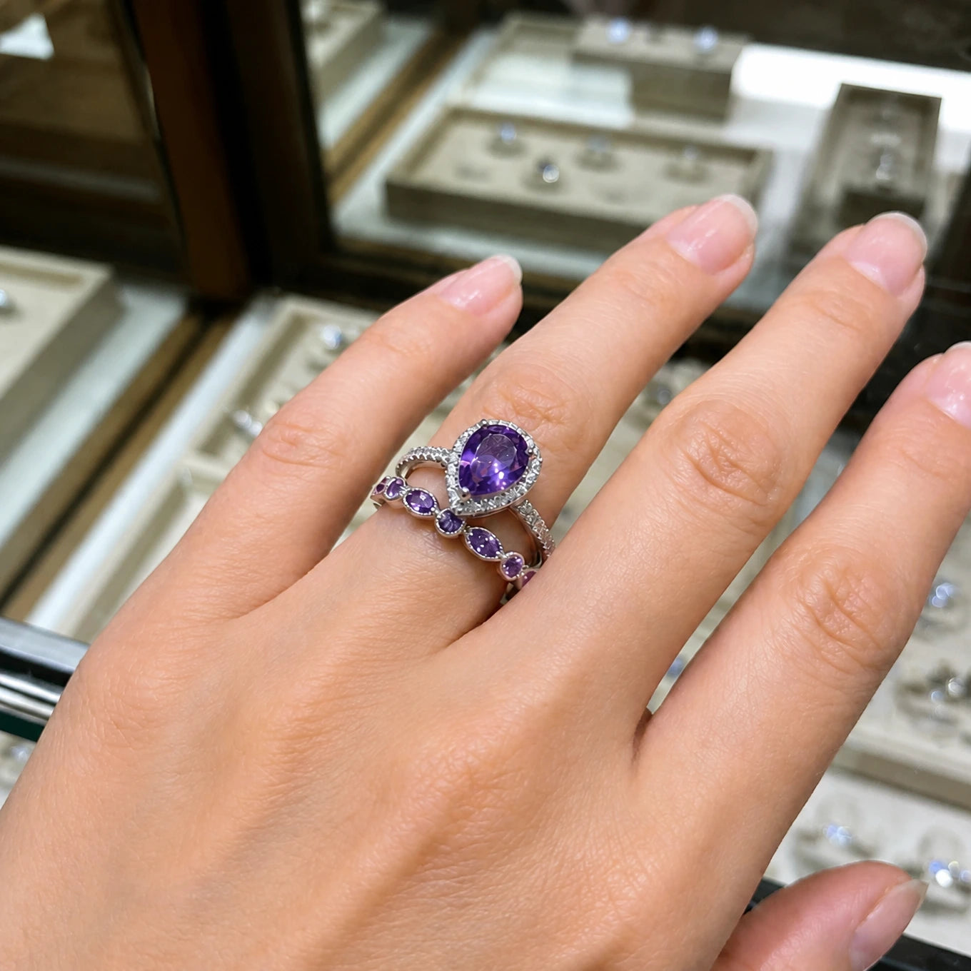 Teardrop Amethyst White Gold Set