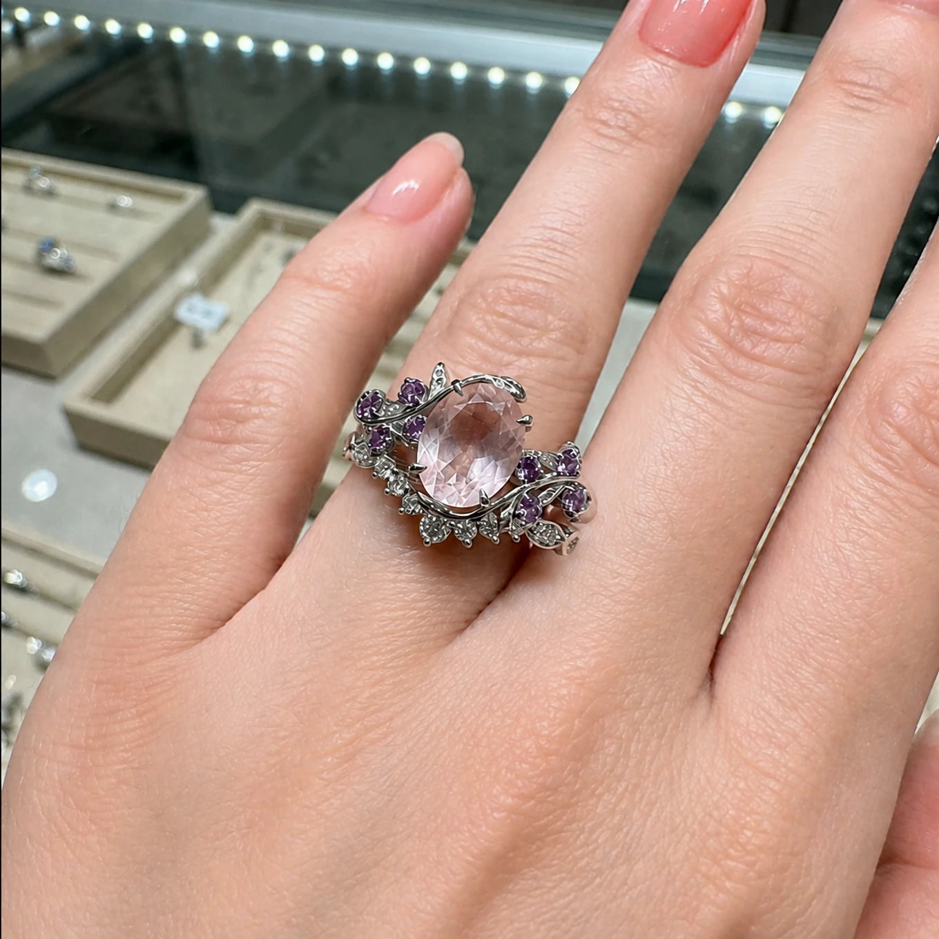 Miravelle Leafglow White Gold Ring Set