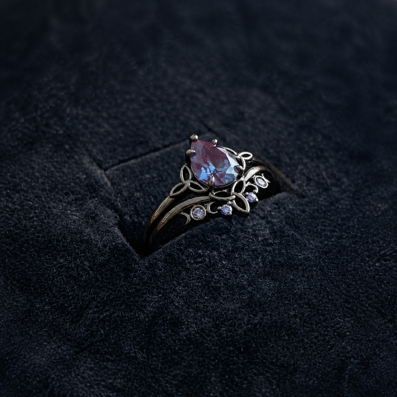Amethyst Layers White Gold Ring