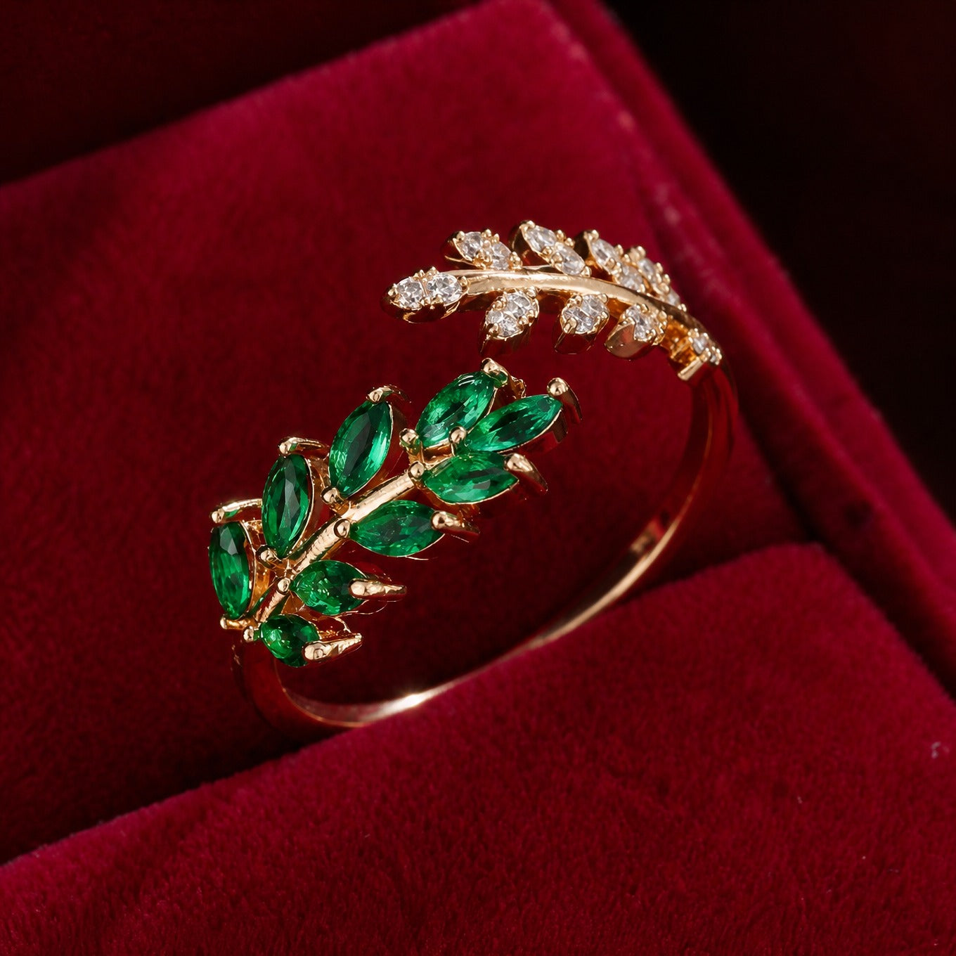 Vivara Saphielle Gold Ring