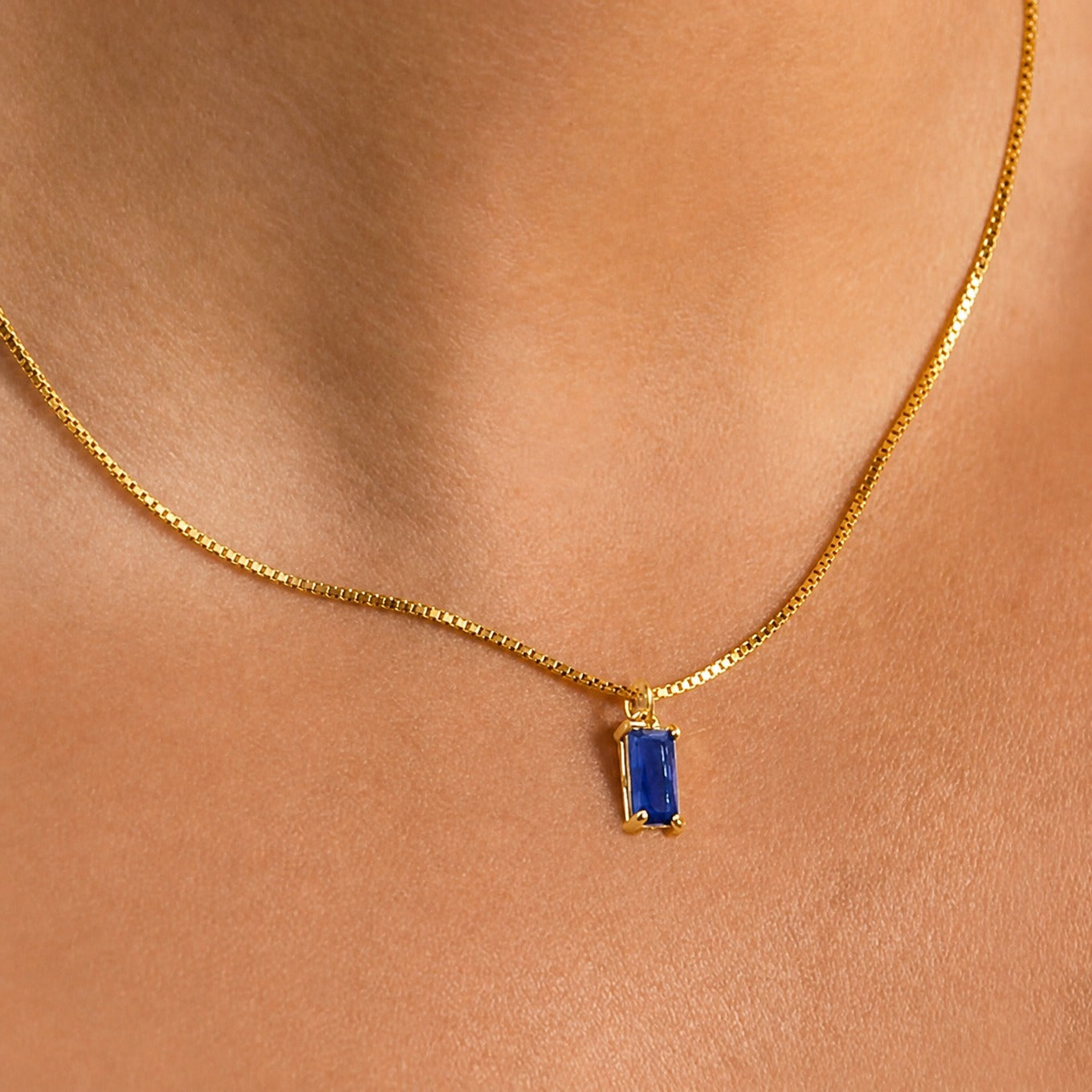 Minimalist Sapphire White Gold Necklace