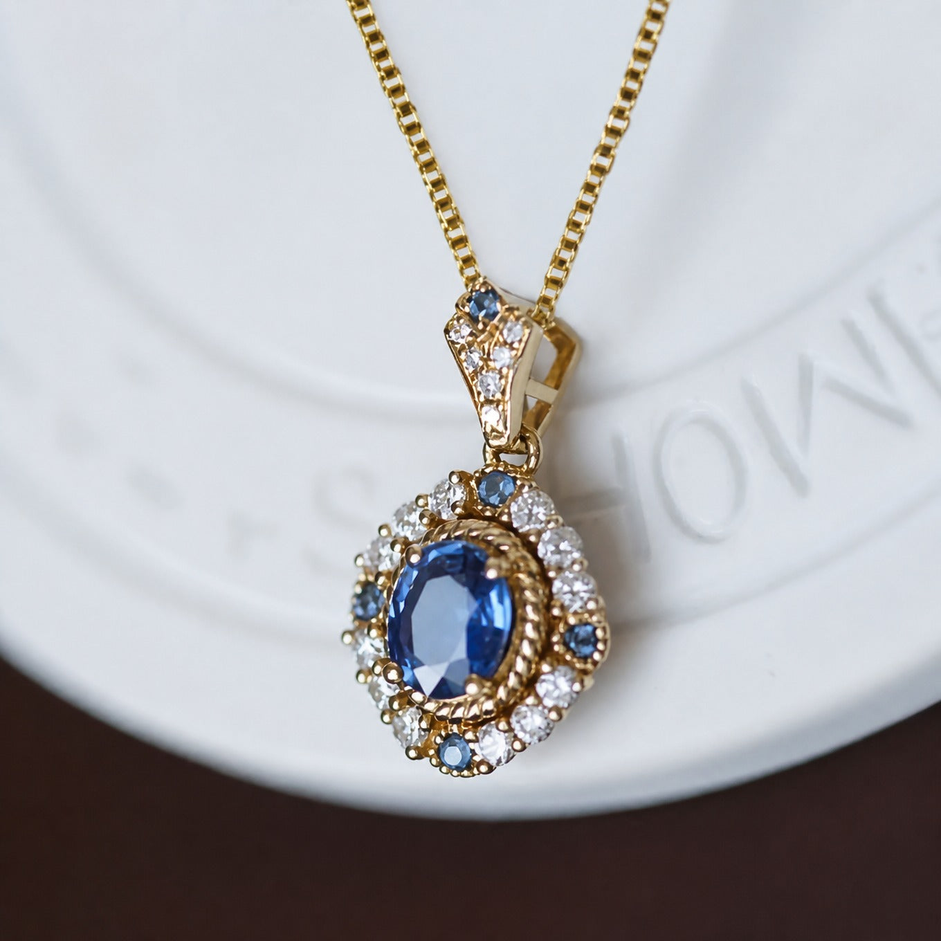 Jesmira Duskraine Gold Necklace