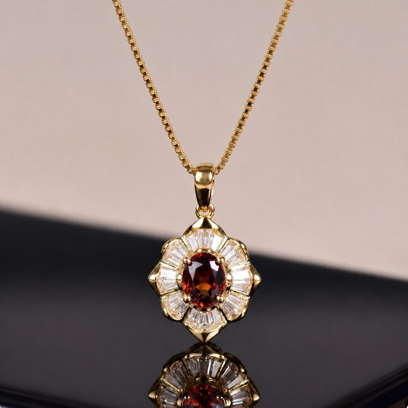 Kavella Solcrimson Gold Necklace
