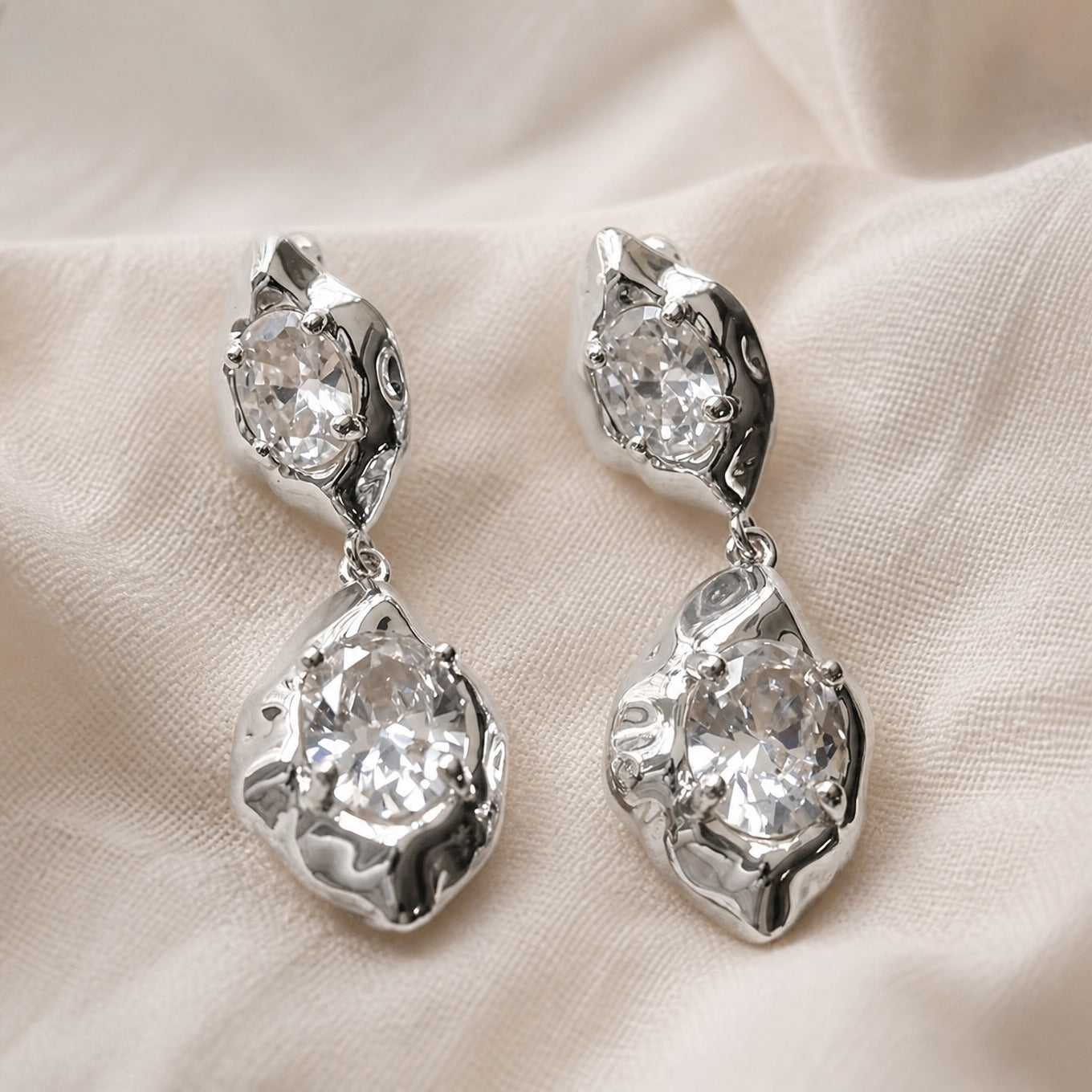 Estate Vintage Drop Earrings