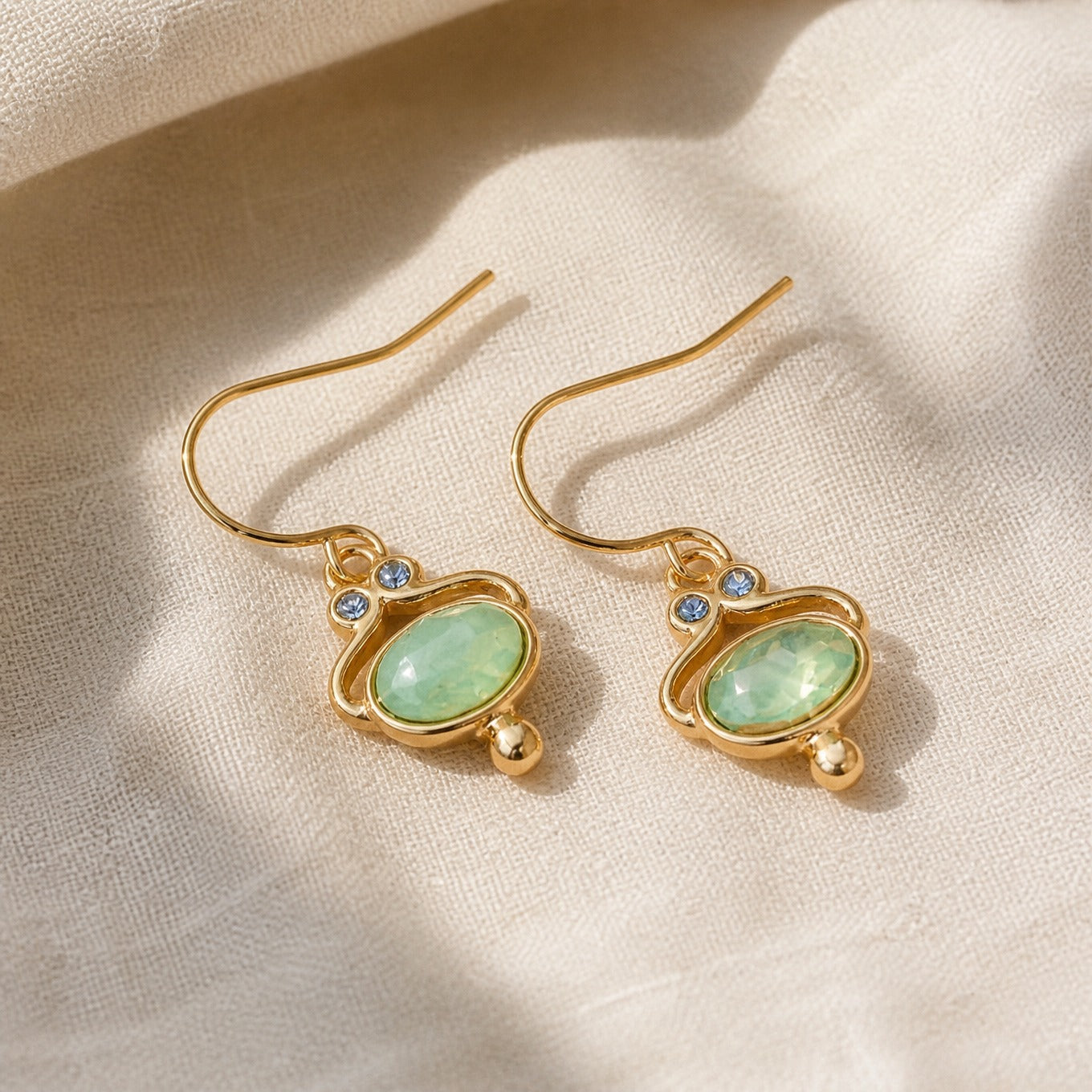 Emerald Gleam Gold Earrings