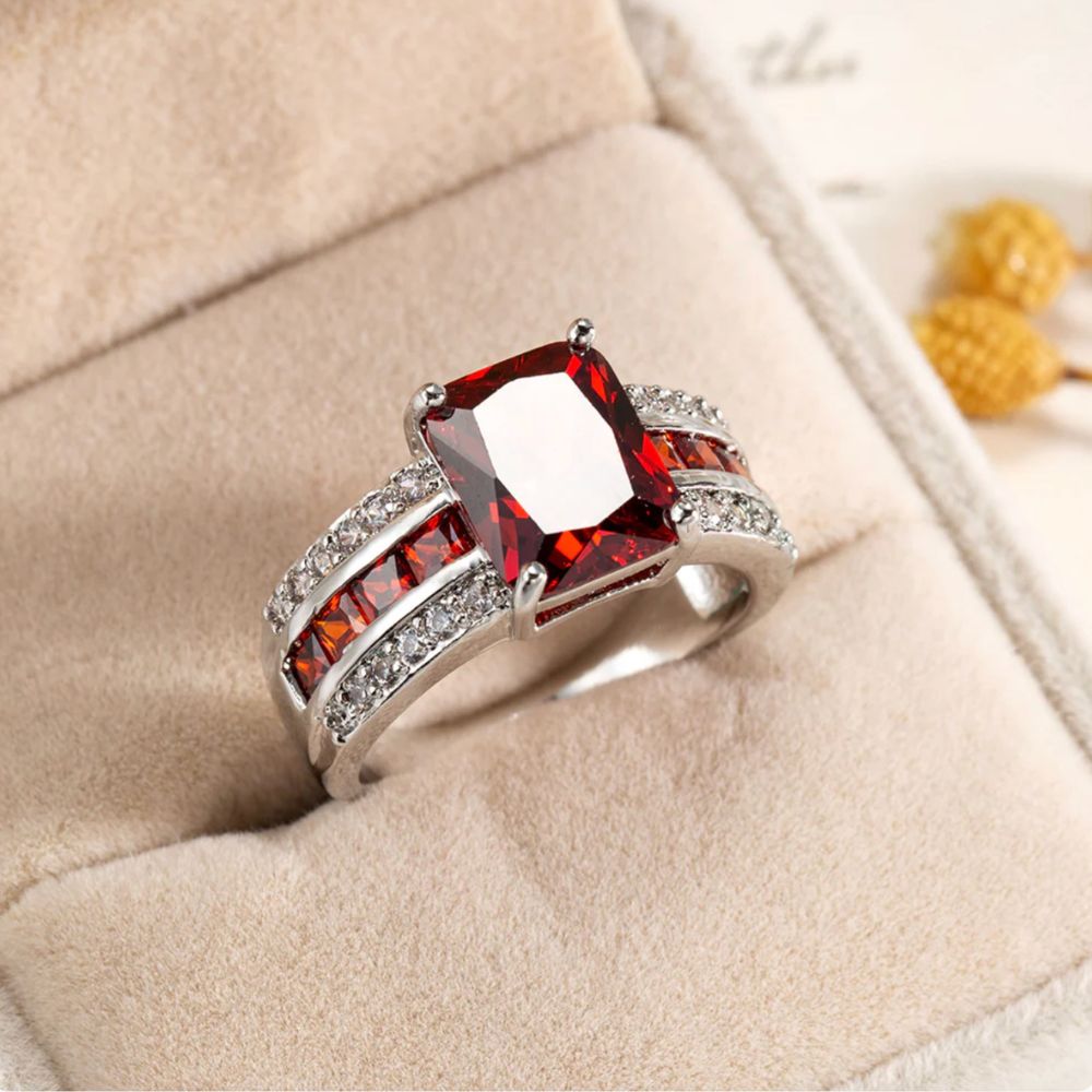 Kassira Redmont White Gold Ring